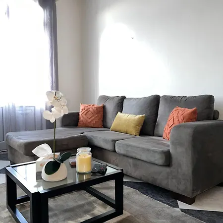 Apartament In Terceira